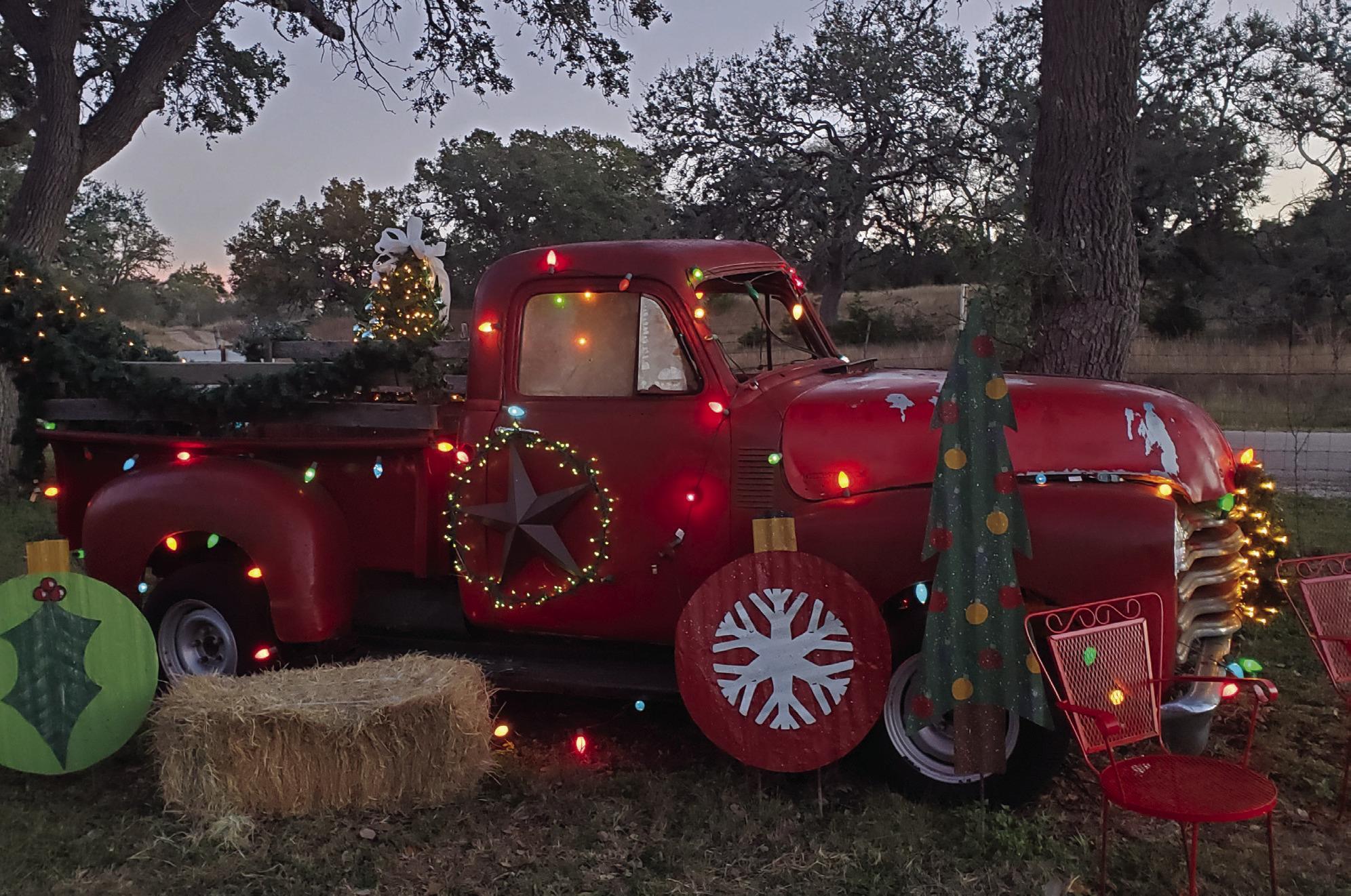 Lone Man Mountain Road’s Christmas Wimberley View